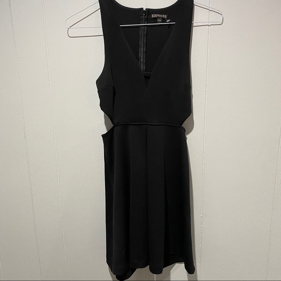 Express Cut-Out Fit And Flare Dress NWOT - Picture 4 of 8